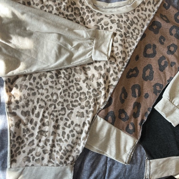 Leopard Colorblock Oversized  Medium Long sleeve Top - Picture 10 of 13
